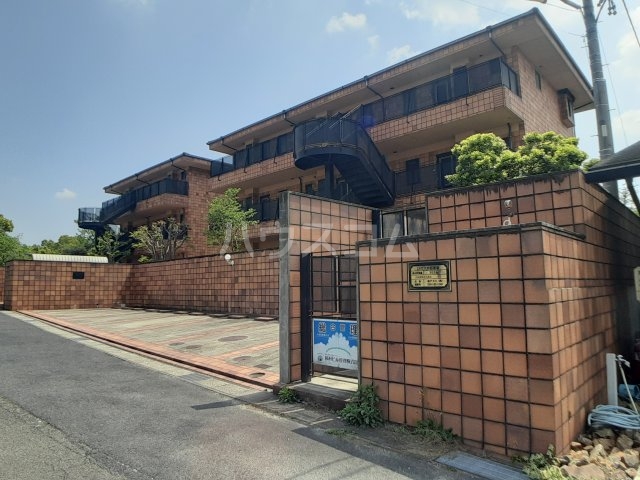 2/30 外観