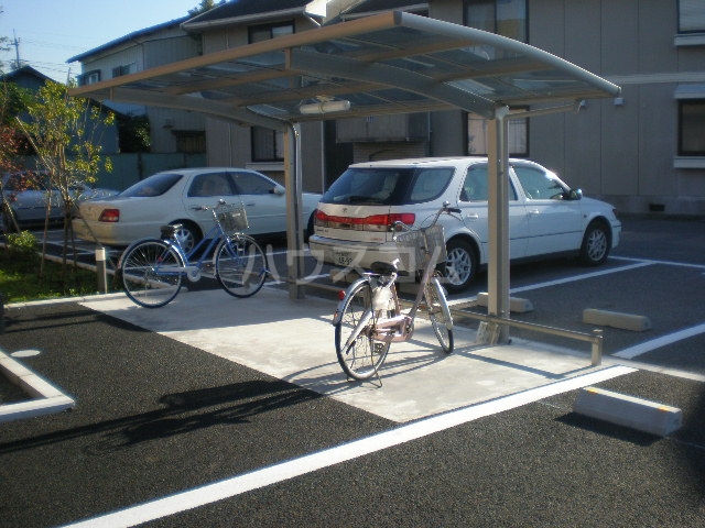 2/5 駐車場