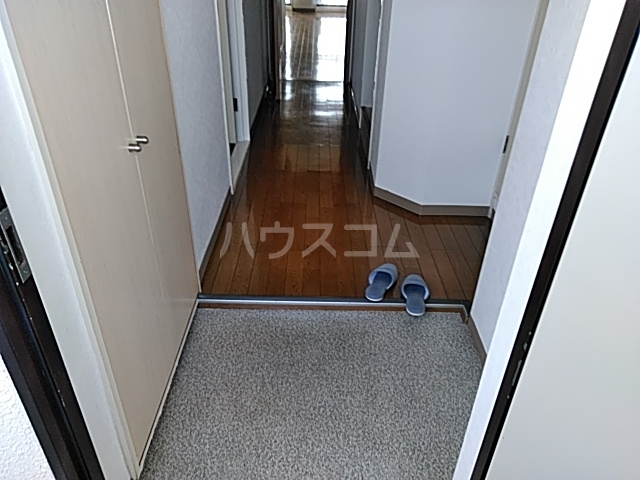 14/30 玄関
