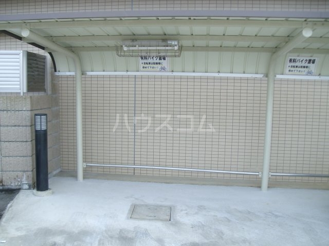 20/22 エントランス