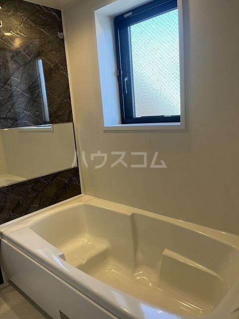 16/28 浴室