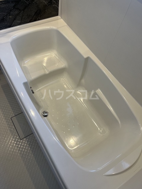 15/28 浴室