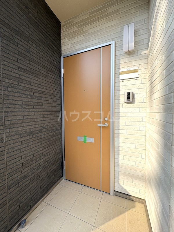 15/30 玄関