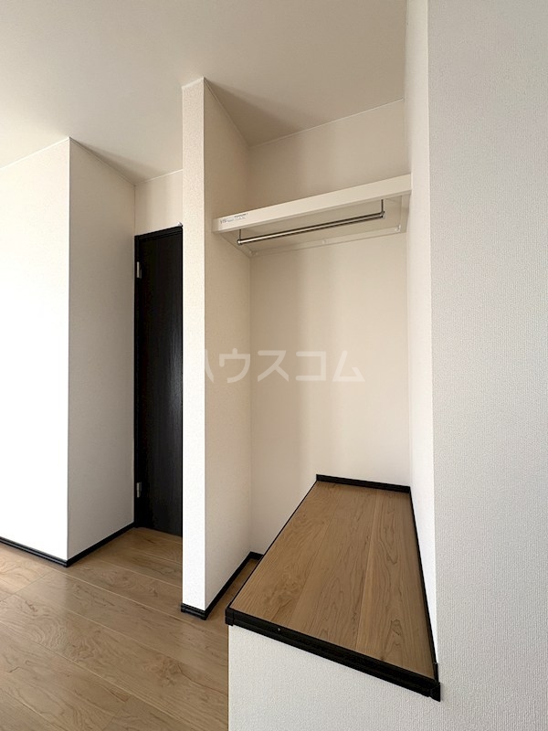13/30 収納