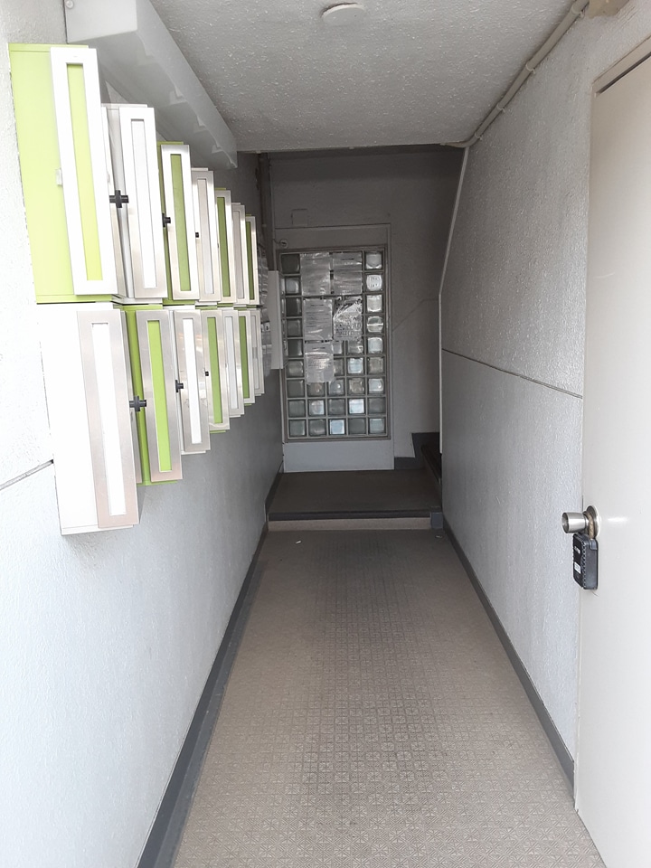 17/22 エントランス