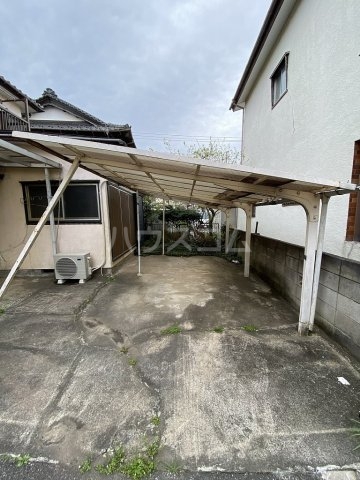 21/24 駐車場