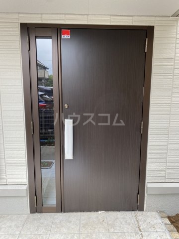 2/3 エントランス