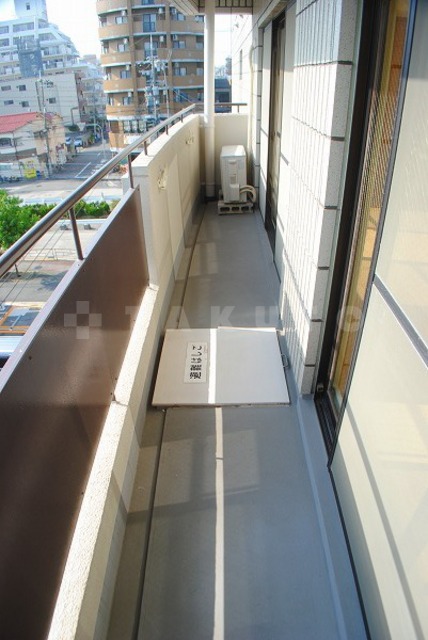 13/25 バルコニー