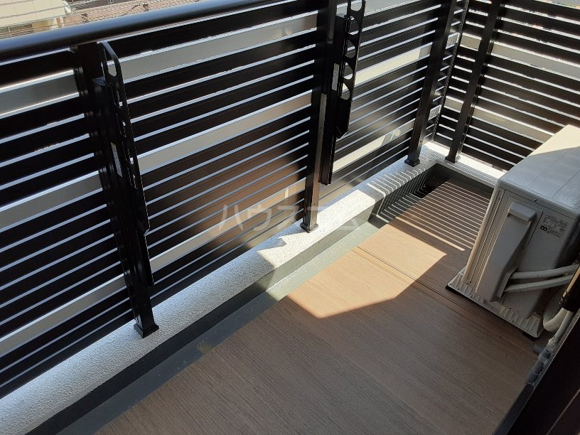 19/30 バルコニー