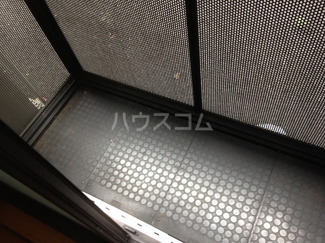 13/19 バルコニー