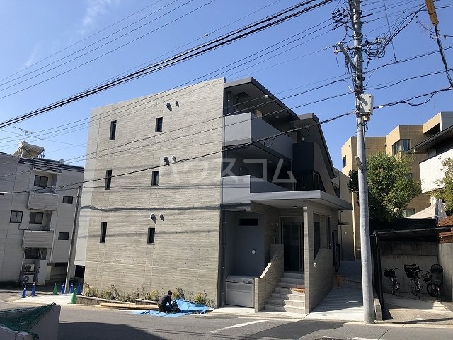 2/8 外観