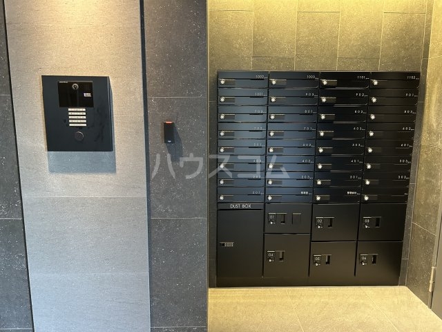 20/29 エントランス