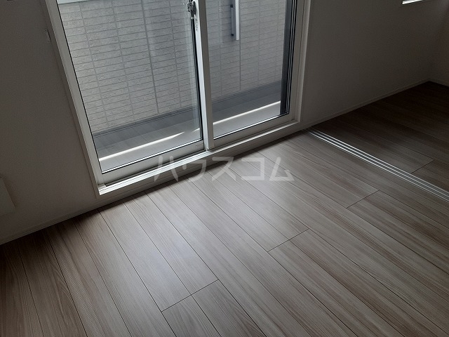 21/30 バルコニー