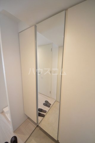 13/30 玄関