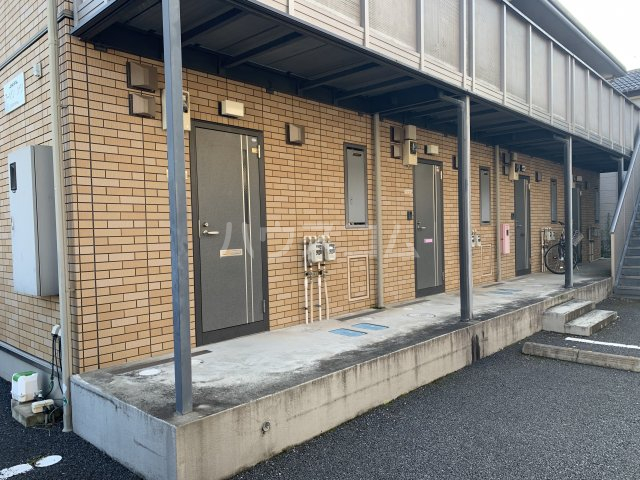 20/28 エントランス