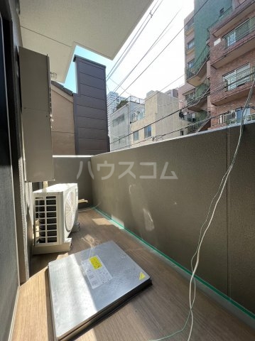 25/30 バルコニー