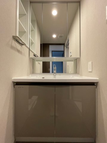 16/30 洗面