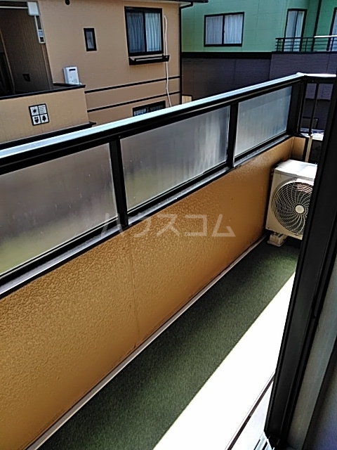 21/27 バルコニー