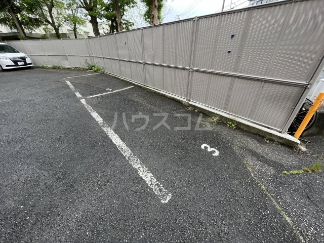 19/26 駐車場