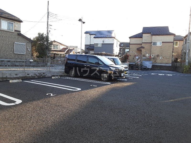 19/20 駐車場