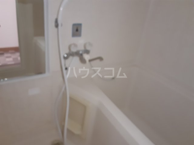 16/30 浴室