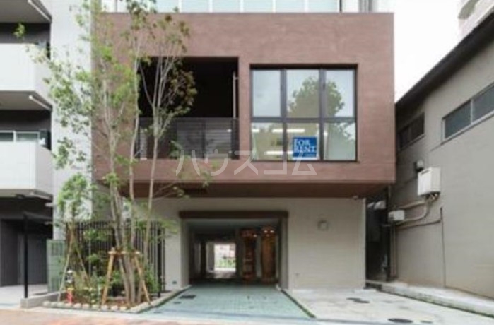 17/27 エントランス