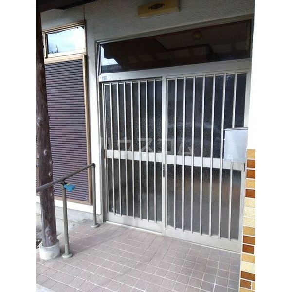 5/10 エントランス