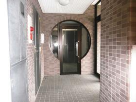 22/29 エントランス