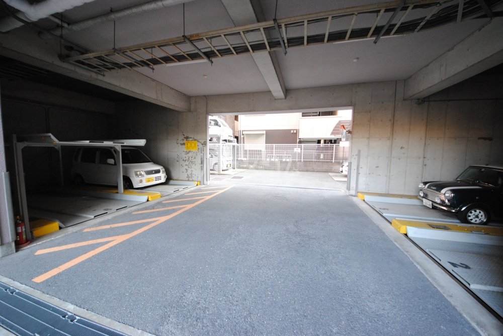17/26 駐車場