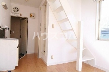 14/14 エントランス