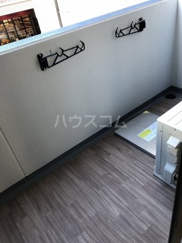 17/27 バルコニー