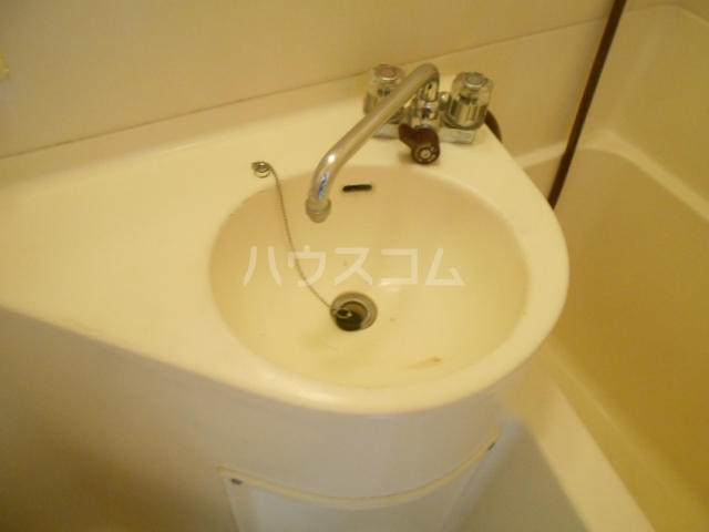 13/30 洗面