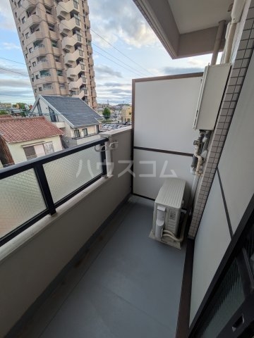 13/30 バルコニー