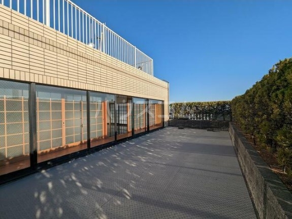 23/30 バルコニー