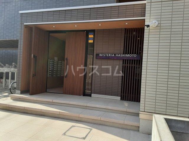 25/30 エントランス