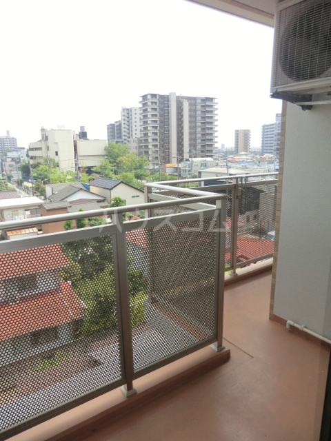 19/27 バルコニー
