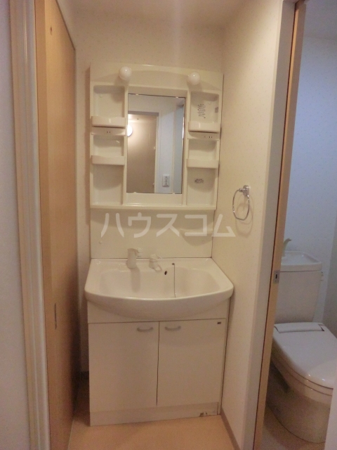 17/27 洗面