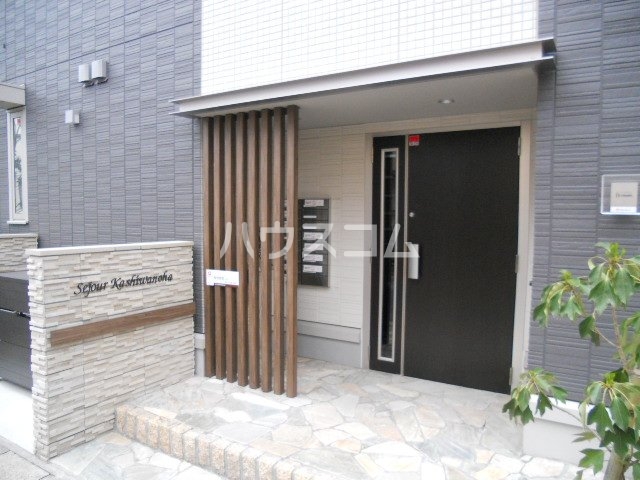 22/30 エントランス