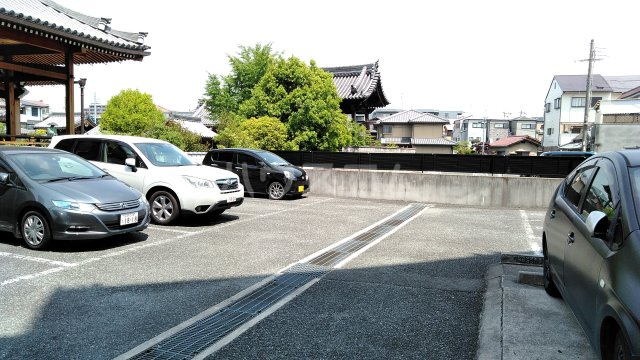 29/30 駐車場