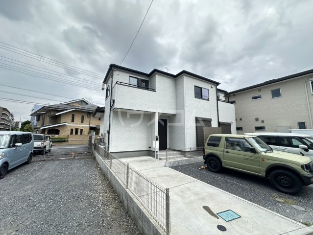 2/3 駐車場