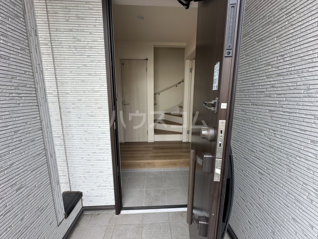 15/30 玄関