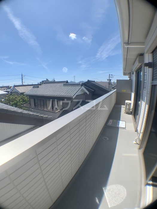 19/30 バルコニー