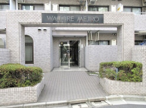 19/22 エントランス