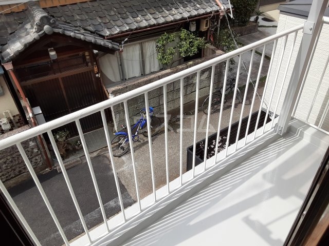 23/30 バルコニー