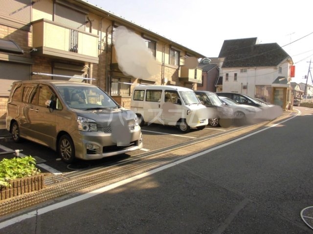 22/23 駐車場