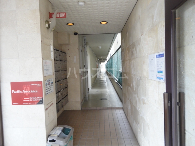 2/3 エントランス