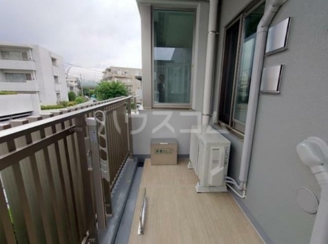 20/30 バルコニー