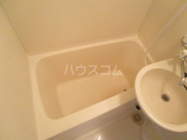 14/30 浴室