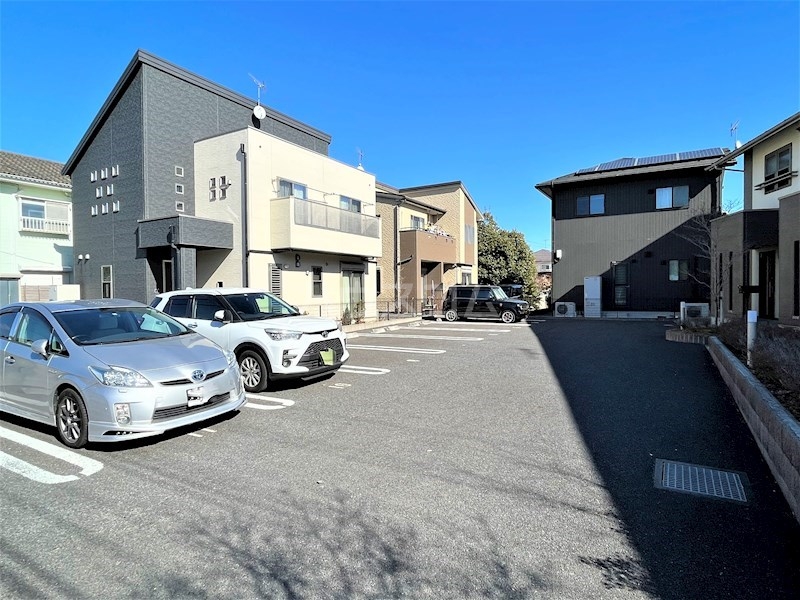 24/26 駐車場