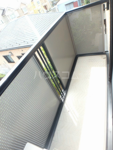 20/30 バルコニー